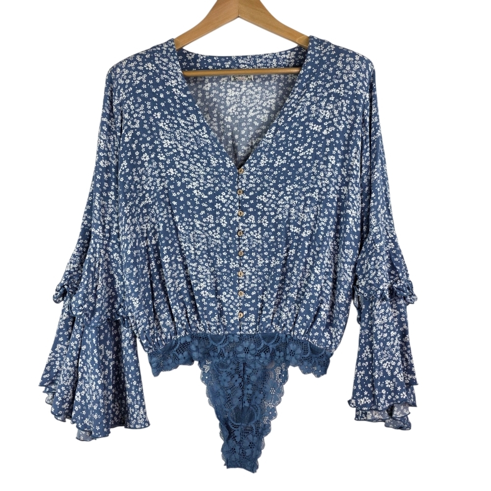 Intimately by Free people floral V neck lace accent bell sleeves boho bodysuit